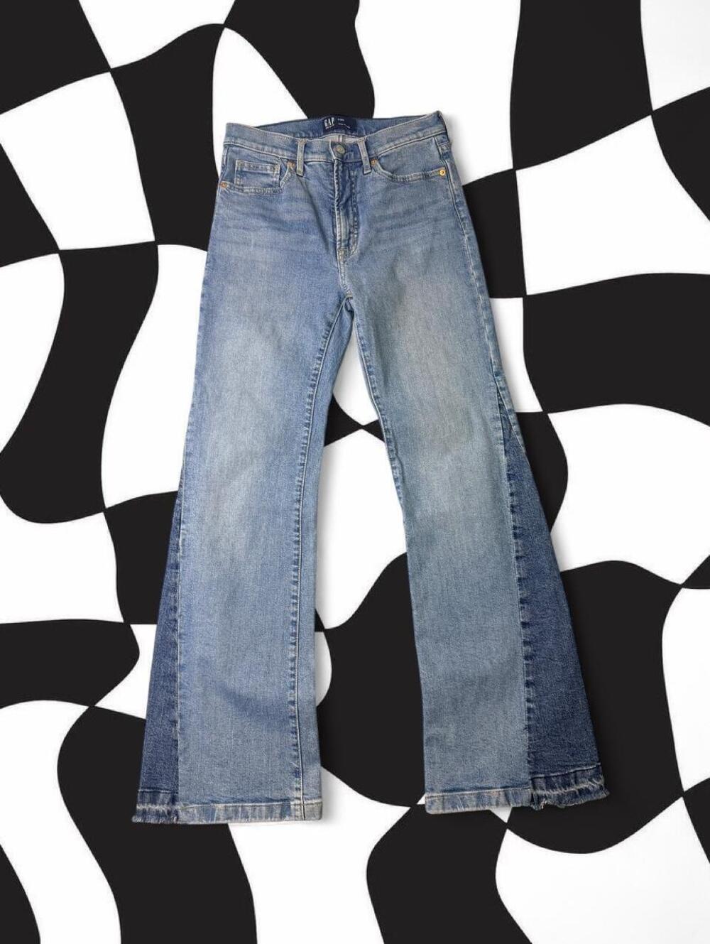 Gap 2-tone flare jeans